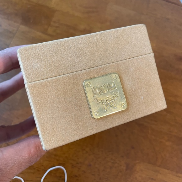 Authentic MCM watch - Picture 10 of 10